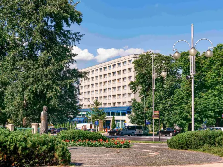 Hotel Mercure Czestochowa Centrum Отели рядом с достопримечательностью «Museum of Coins and Medals of Pope John Paul II in Czestochowa»