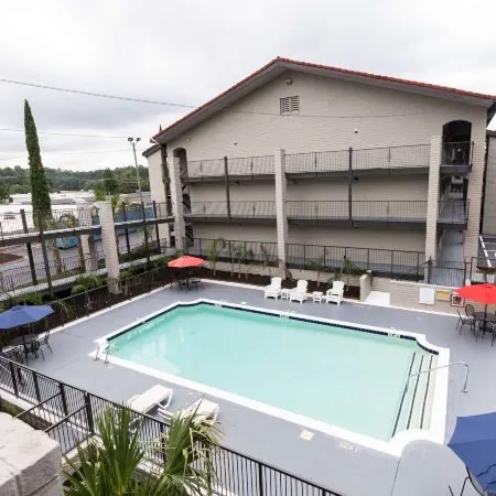 Bhagat Hotels Stone Mountain Atlanta BW Signature Collection