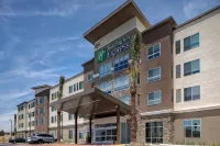 Holiday Inn Express & Suites Chino Hills