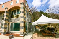 Muju Solhyanggi Pension Hotels near Muju Deogyusan Resort Seolcheon Tour Gondola Boarding Point