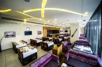 The Gold Beach Resort - sarapan