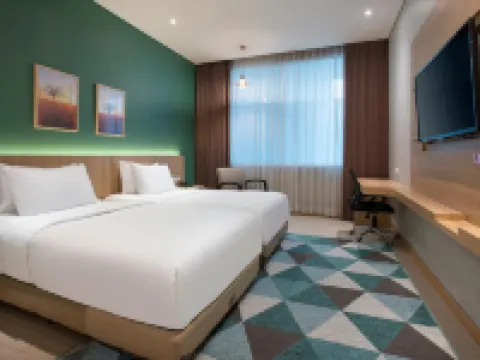 Grand Tjokro Premiere Bandung Hotels in Coblong