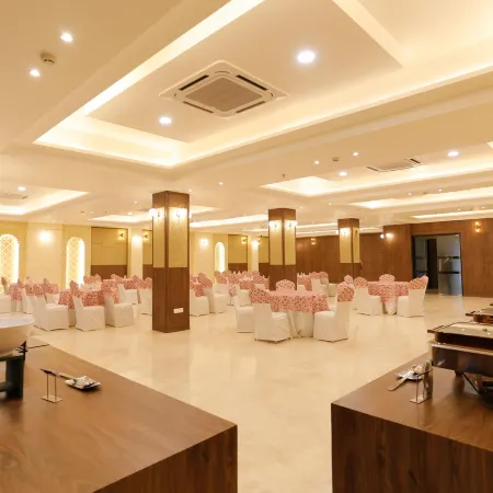 Hotel Dolphin Grand