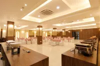 Hotel Dolphin Grand - breakfast