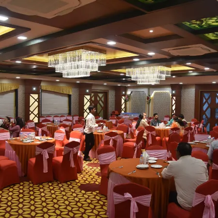 The Pinnacle Inn Sarnath
