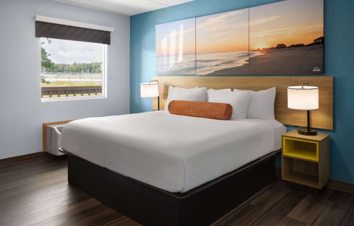 Days Inn by Wyndham Queensbury/Lake George