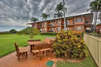 Moonlight Bay Suites