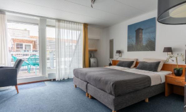 8. 호텔 데 부르흐..