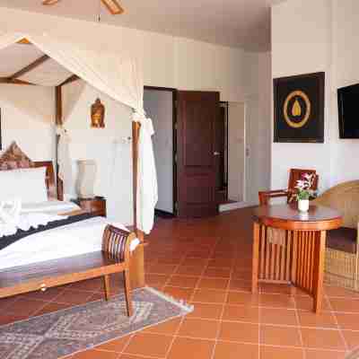 VIP Chain Resort Pool Villa Rooms
