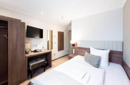 Arena am Zoo Hotels near Zeil