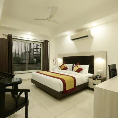 Green Lotus Residency Hotels near NSIT
