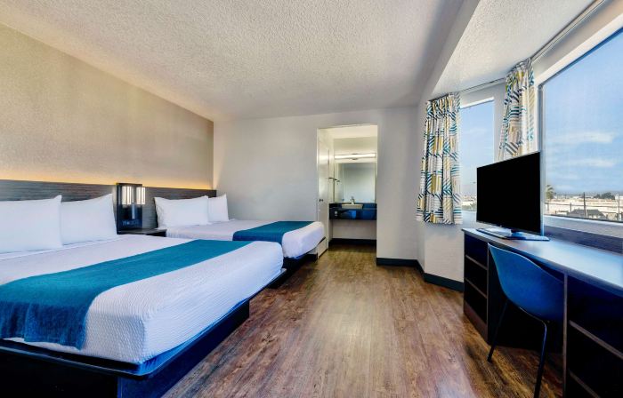 Motel 6 Anaheim, CA - Fullerton East