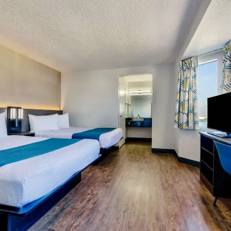 Motel 6 Anaheim, CA - Fullerton East