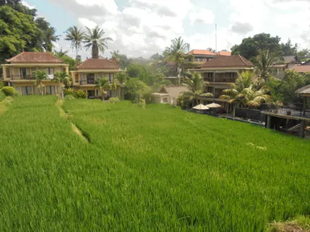 Biyukukung Suite & Spa
