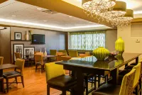 Hampton Inn Frankfort Hotels in Frankfurt