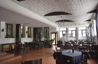 Persey Flora Apartments - Aamiainen