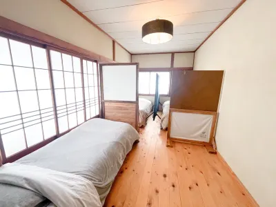 SLOW HOUSE (Mixed dormitory)