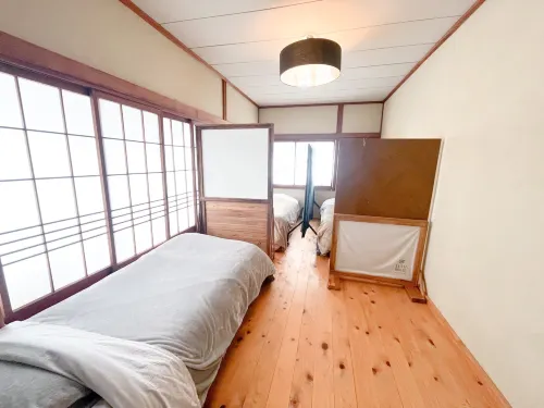 SLOW HOUSE (Mixed dormitory)