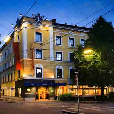 Parkhotel Graz - Traditional Luxury Hotel Exterior