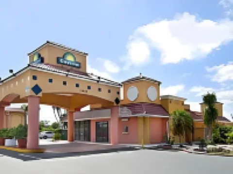 Days Inn by Wyndham Fort Myers