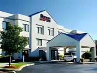 Fairfield Inn Rochester Airport Hotels near Genesee Riverway Trail