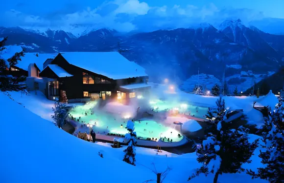 奧瓦倫納茨浴場酒店