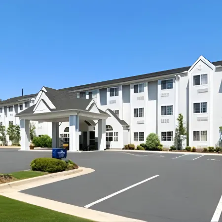 Sleep Inn & Suites