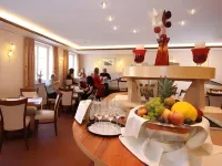 Hotel Passauer Wolf - breakfast