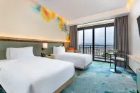 Holiday Inn Lampung Bukit Randu Hotel dekat Vihara Kartika Sapta