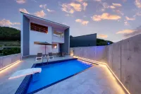 Crystal Villa Nanjo - Villas