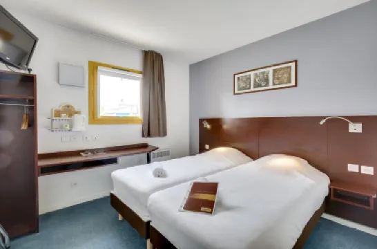 Welcomotel Beauvais Aéroport Hotels near Elispace