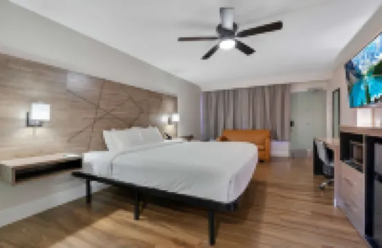 Quality Inn & Suites Airport - Cruise Port Hollywood