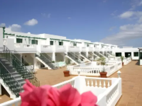 Apartamentos Tisalaya โรงแรมในลานซาโรเต
