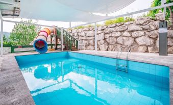 Gyeongju Deojinam Pool Villa