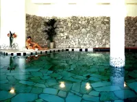 Hotel la Majun - Swimmingpools
