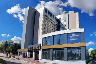 Заря Отели рядом с достопримечательностью «Стадион Торпедо»
