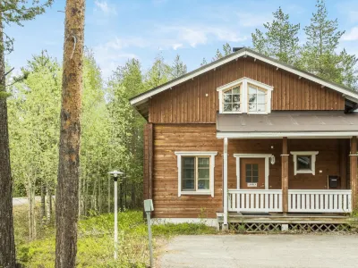 Lauri 4 Pieni Hotels near Lapland Hotels Snow Village