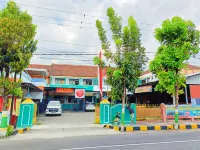 YUTAKA Inn Stasiun Kota Madiun Hotels in Mangu Harjo