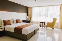 Aramis Hotel Hotel dekat University of Central Thailand