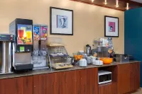Days Inn by Wyndham Rockford I-90 Casino District - Desayuno
