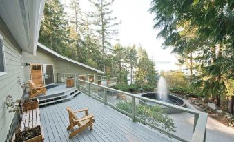 Rockwater Secret Cove Resort