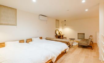 Nagahama Lifestyle Glamping Hotel