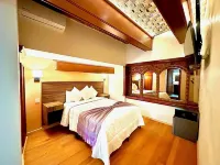 Suites del Jardín Principal Hotels in 