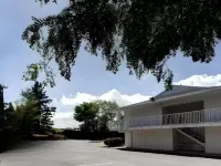 Super 8 by Wyndham Woods Cross/Salt Lake City North Hotéis em Davis County