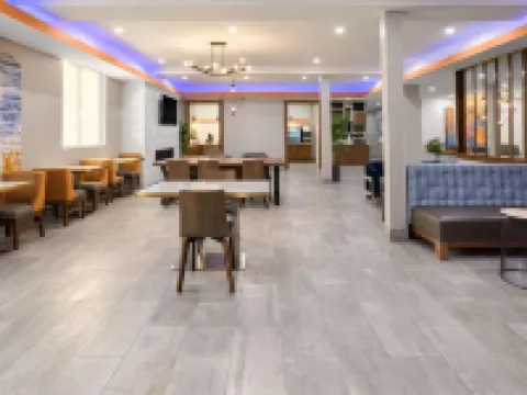 La Quinta Inn & Suites by Wyndham Williston/Burlington ウィリストンのホテル