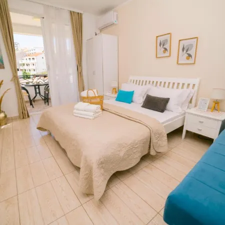 Deluxe Studio  with Panorarmic studio