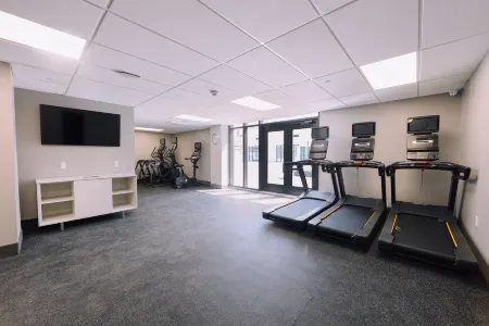 Holiday Inn Express Long Island City E New York, an IHG Hotel Отели рядом с Skyport Seaplane Base