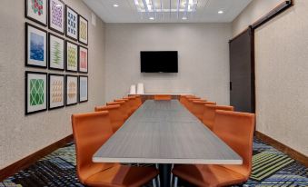 Holiday Inn Express & Suites Ann Arbor - University South