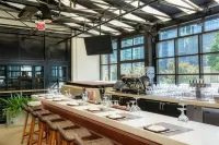 Hilton Nashville Downtown - bar