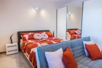 Apartments Milok Hotels in Piran